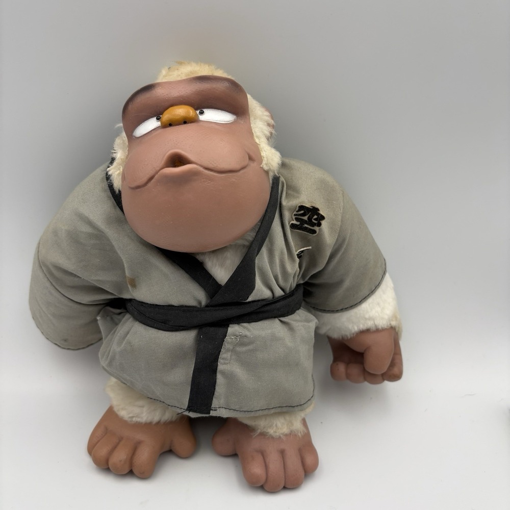 Vintage 1979 Applause RODNEY Kung Fu White Plush Gorilla Ape 8"Tall HTF Rare